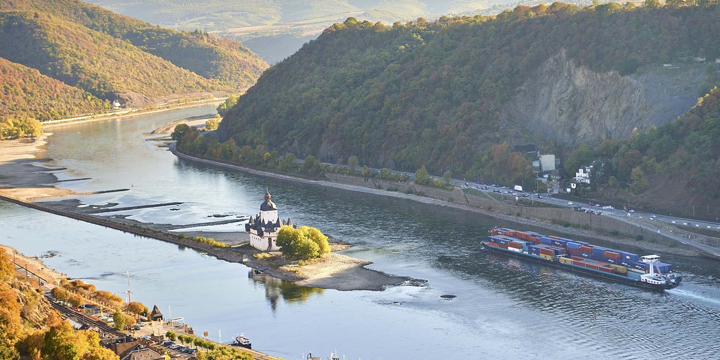 Focus : Dubbelman - Spécialiste des transports fluviaux de conteneurs sur le Haut-Rhin